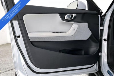 2023 Polestar 2 Long Range Dual Motor Performance Plus
