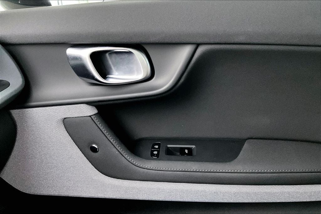 2024 Polestar 2 Long Range Dual Motor