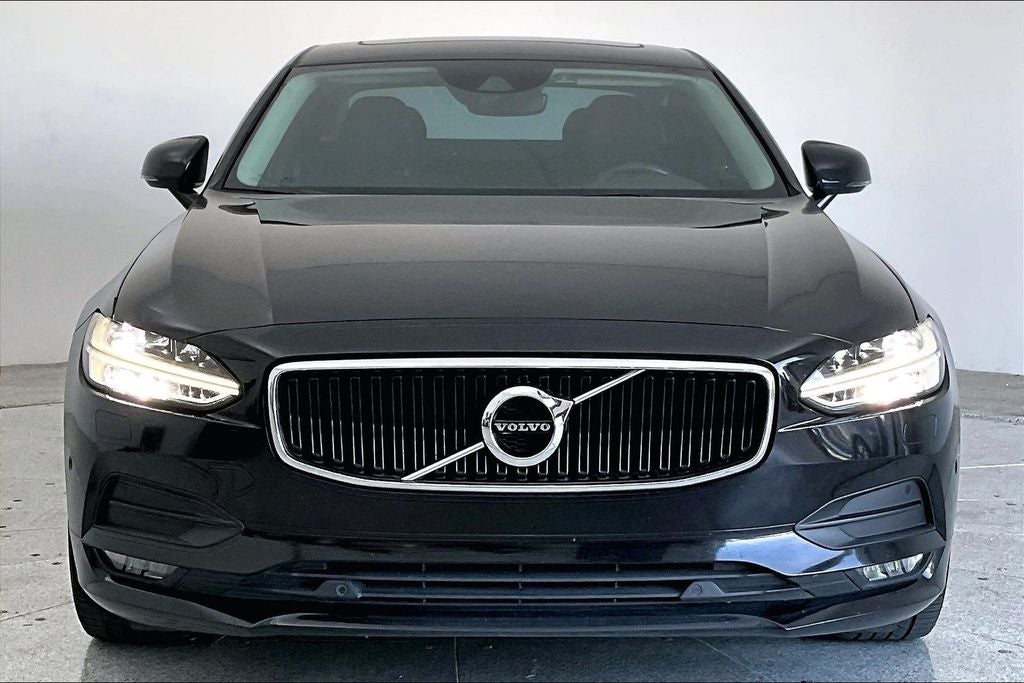 2017 Volvo S90 T5 Momentum