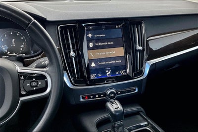 2017 Volvo S90 T5 Momentum
