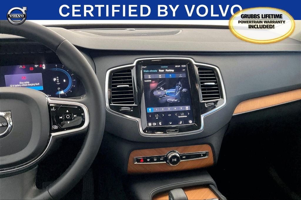 2023 Volvo XC90 B6 Plus 6-Seater