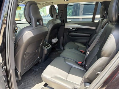2021 Volvo XC90 T5 Momentum