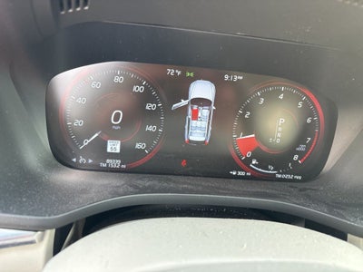 2021 Volvo XC60 T5 Momentum