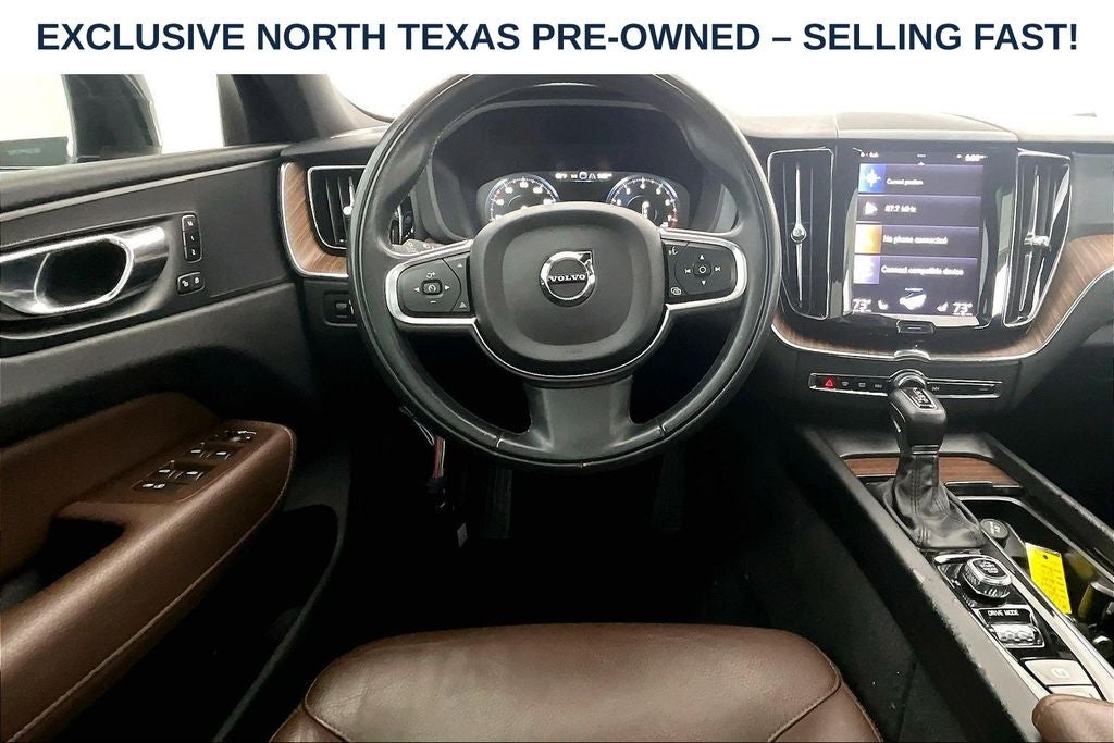 2021 Volvo XC60 T5 Momentum