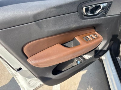 2020 Volvo XC60 T5 Momentum
