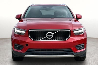 2019 Volvo XC40 Momentum
