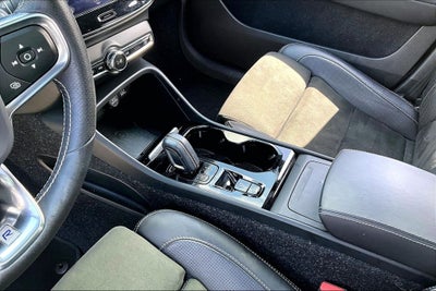 2020 Volvo XC40 R-Design