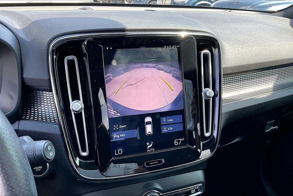 2020 Volvo XC40 R-Design