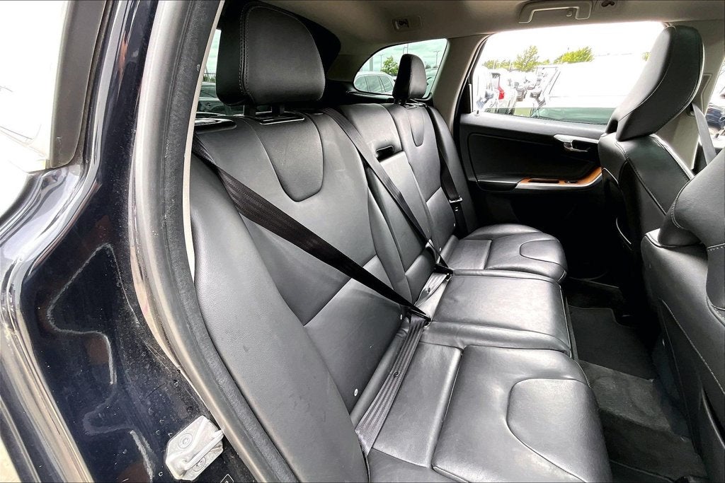 2017 Volvo XC60 T5 Inscription