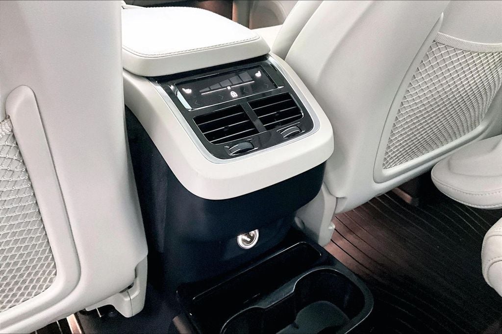 2020 Volvo XC90 T6 Inscription