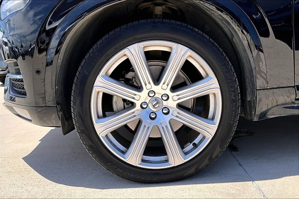 2019 Volvo XC90 T6 Momentum