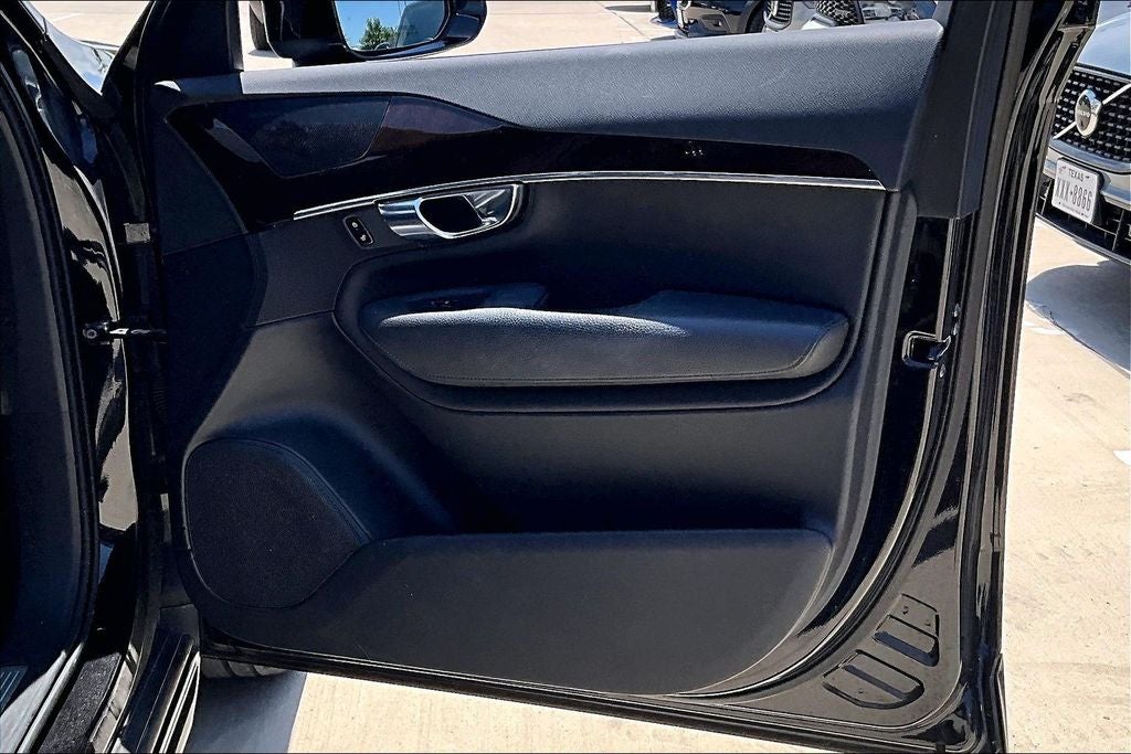 2019 Volvo XC90 T6 Momentum