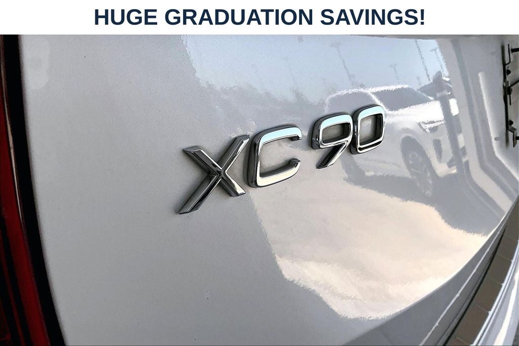 2016 Volvo XC90 T6 Momentum