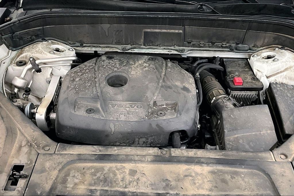 2018 Volvo XC90 T6 Momentum