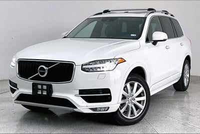 2018 Volvo XC90 T6 Momentum