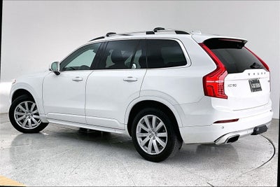 2018 Volvo XC90 T6 Momentum