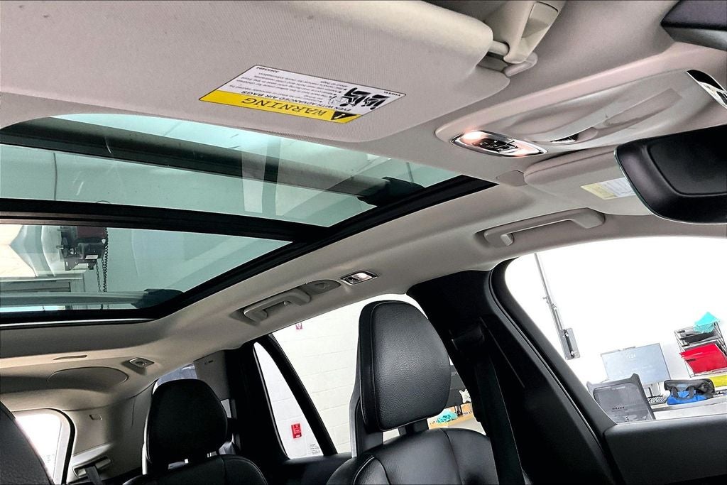 2018 Volvo XC90 T6 Momentum