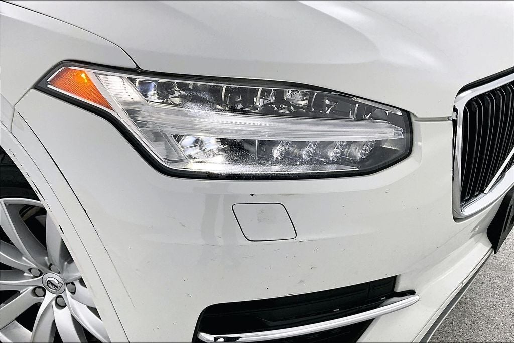 2018 Volvo XC90 T6 Momentum