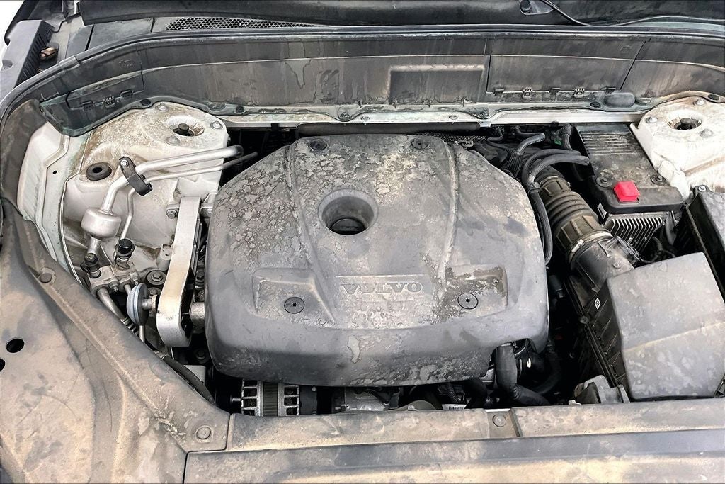 2018 Volvo XC90 T6 Momentum