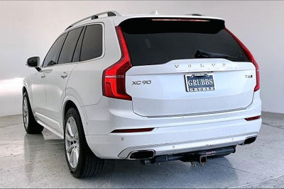 2017 Volvo XC90 T6 Momentum