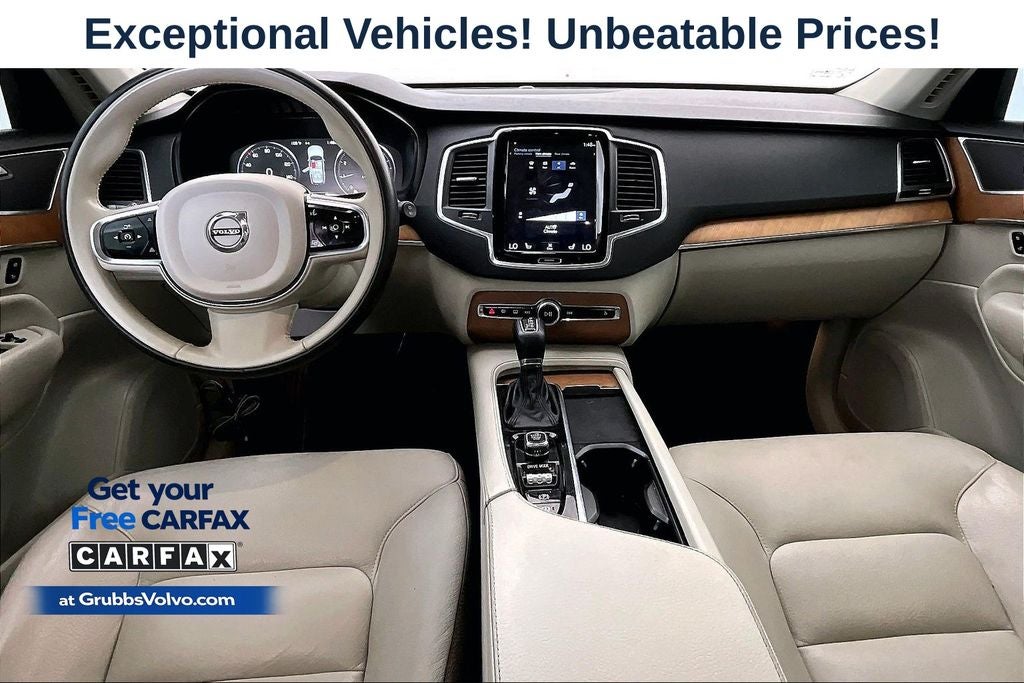 2021 Volvo XC90 T6 Momentum