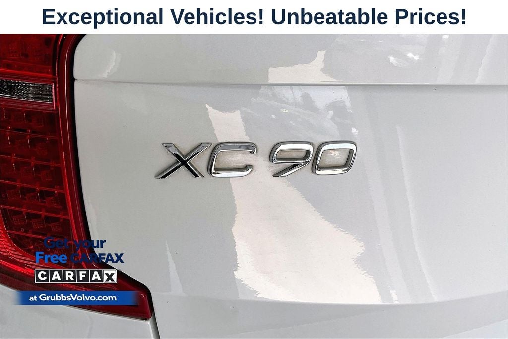 2021 Volvo XC90 T6 Momentum