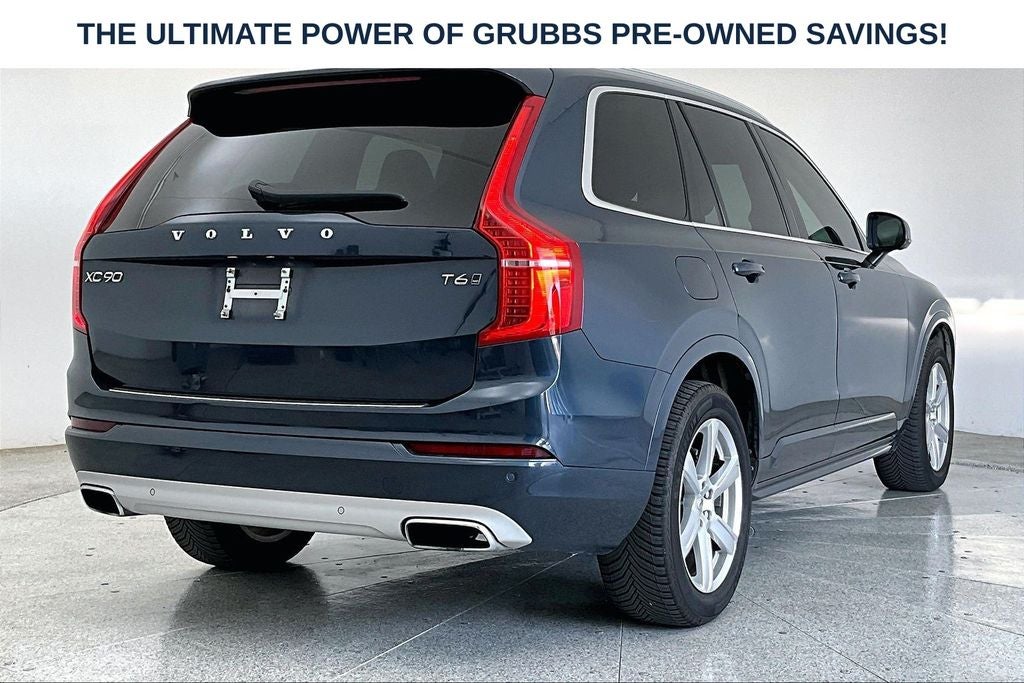 2020 Volvo XC90 T6 Momentum