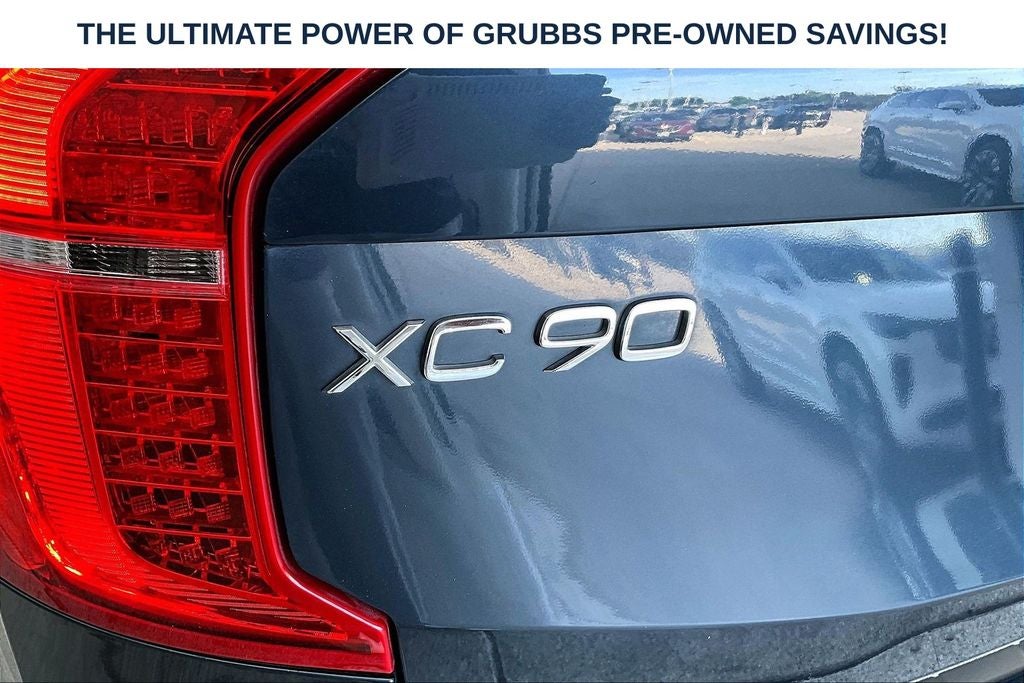 2020 Volvo XC90 T6 Momentum