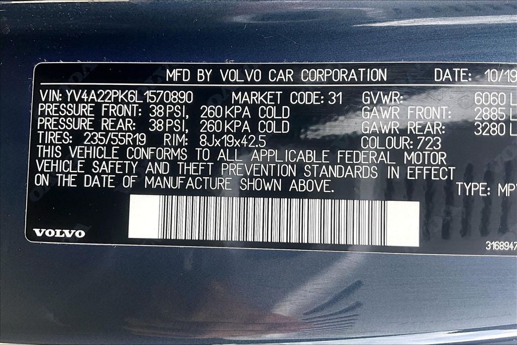 2020 Volvo XC90 T6 Momentum