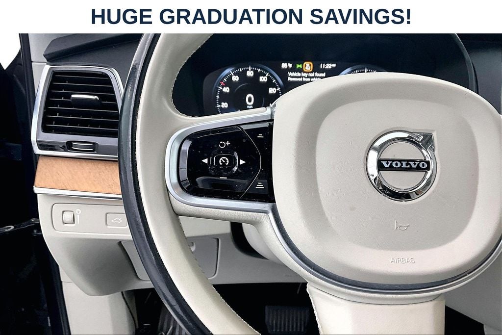 2021 Volvo XC90 T6 Momentum