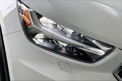 2022 Volvo XC40 Momentum