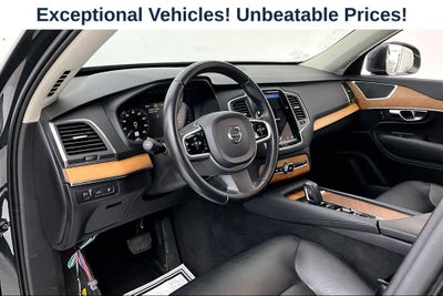 2021 Volvo XC90 Recharge Plug-In Hybrid T8 Inscription Expression 7 Passenger