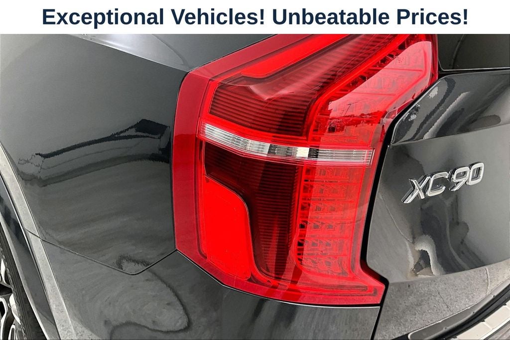 2021 Volvo XC90 Recharge Plug-In Hybrid T8 Inscription Expression 7 Passenger
