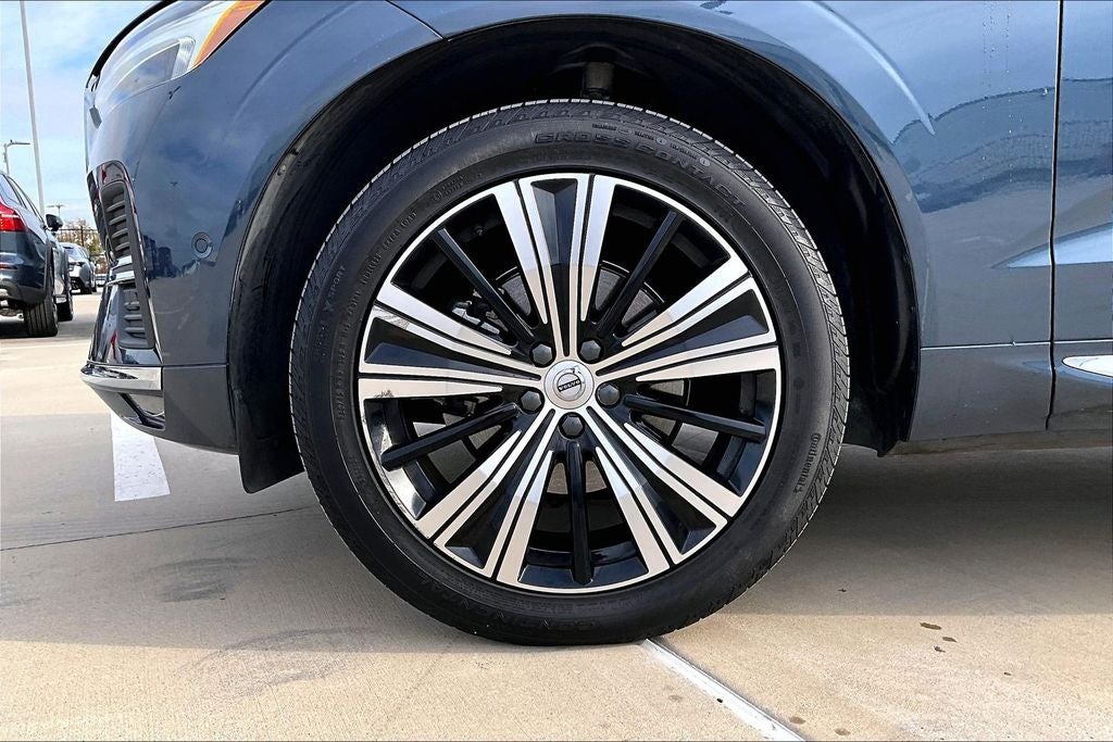 2023 Volvo XC60 B5 Plus Bright Theme
