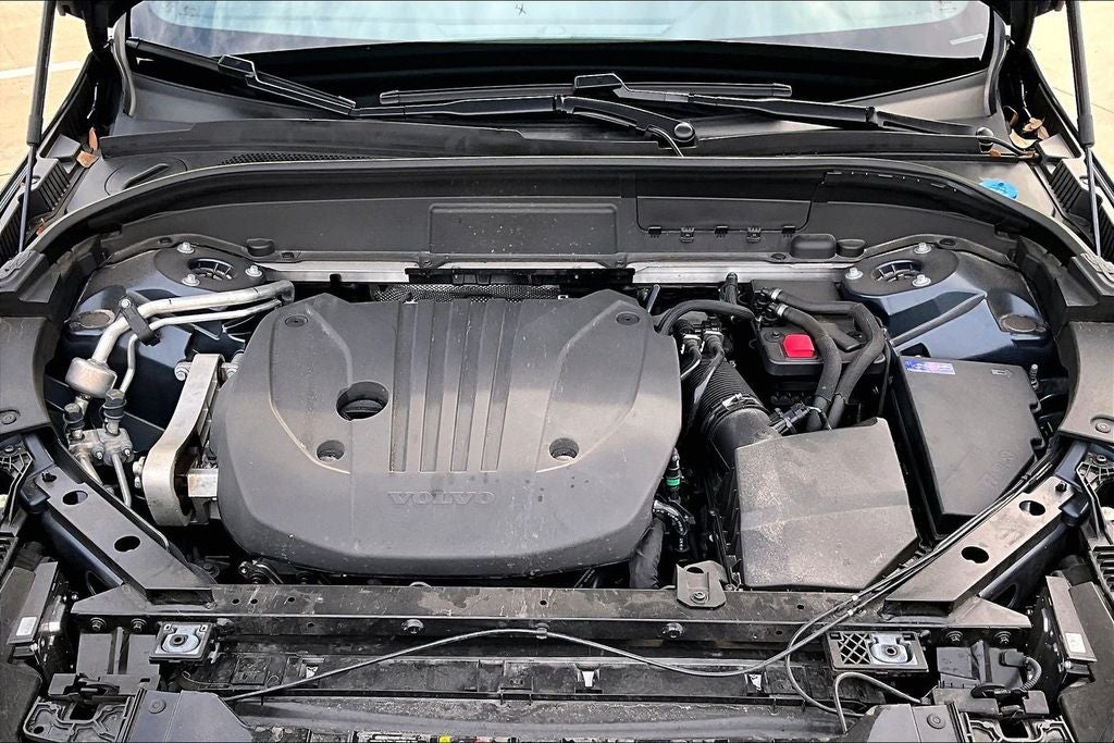 2023 Volvo XC60 B5 Plus Bright Theme