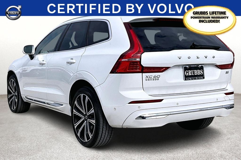 2023 Volvo XC60 B5 Ultimate Bright Theme