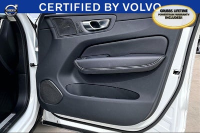 2023 Volvo XC60 B5 Ultimate Bright Theme