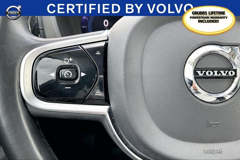 2023 Volvo XC60 B5 Ultimate Bright Theme