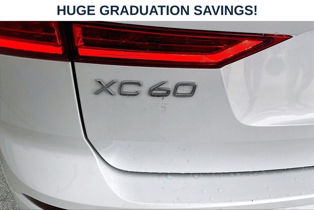 2023 Volvo XC60 B5 Plus Bright Theme