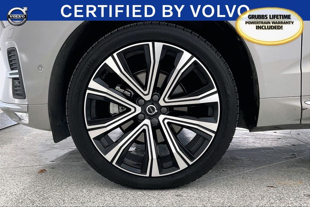 2023 Volvo XC60 B5 Ultimate Bright Theme