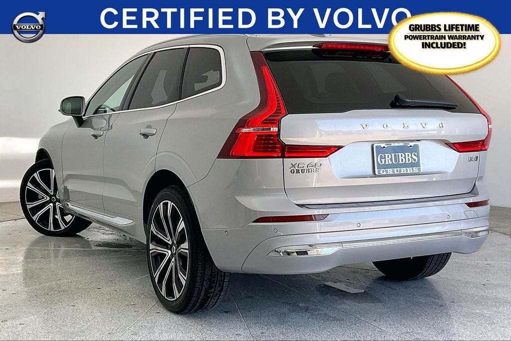 2023 Volvo XC60 B5 Ultimate Bright Theme