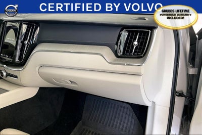 2023 Volvo XC60 B5 Ultimate Bright Theme