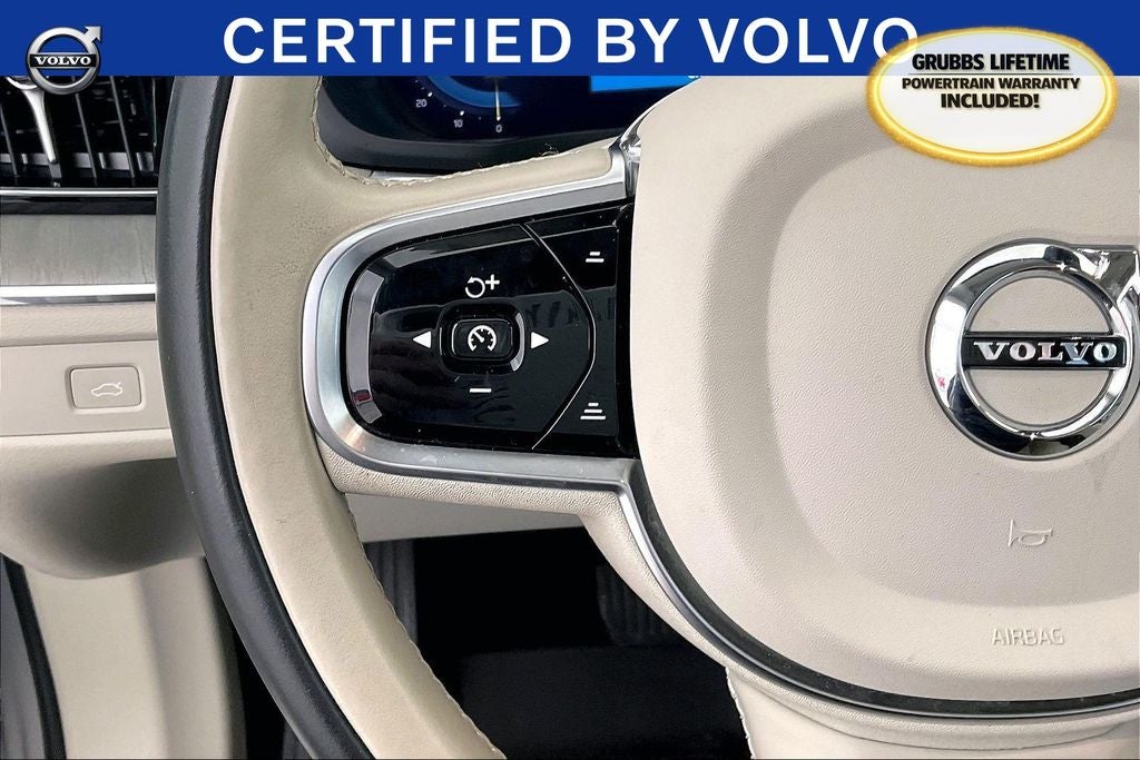 2023 Volvo XC60 B5 Ultimate Bright Theme