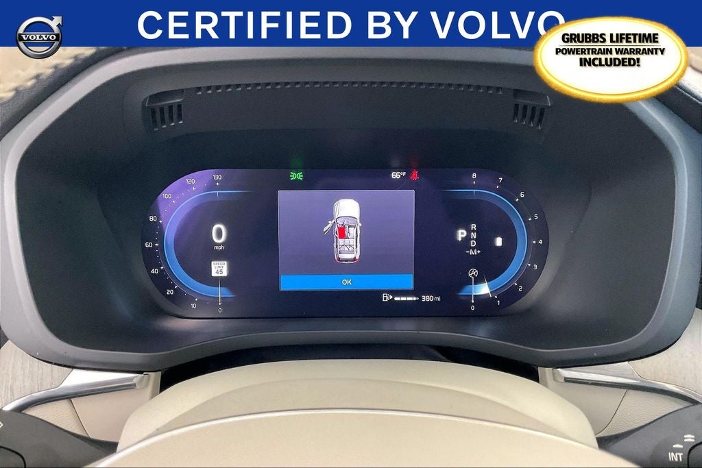 2023 Volvo XC60 B5 Ultimate Bright Theme