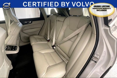 2023 Volvo XC60 B5 Ultimate Bright Theme