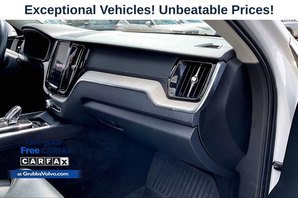 2022 Volvo XC60 B5 Inscription