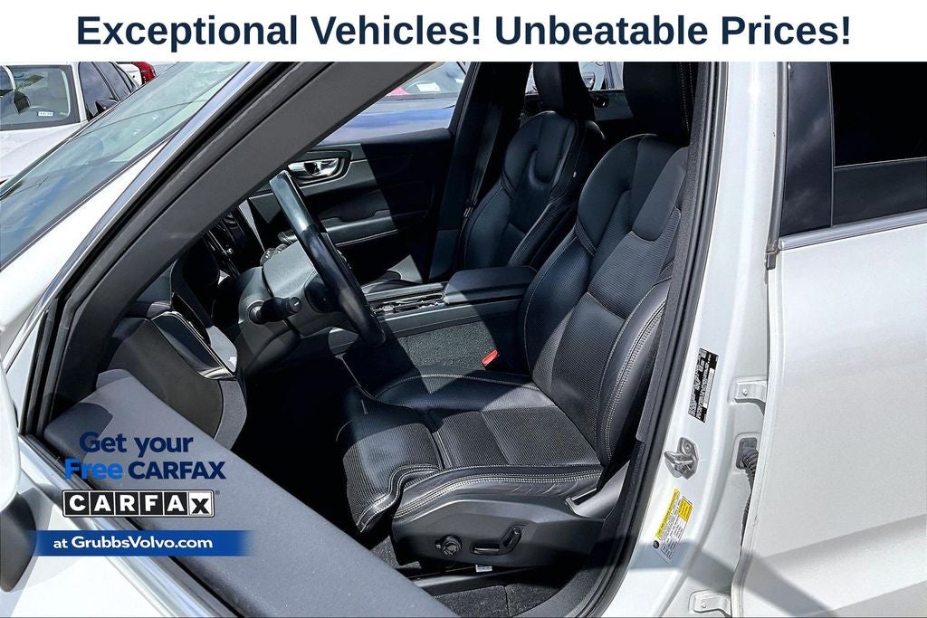 2022 Volvo XC60 B5 Inscription