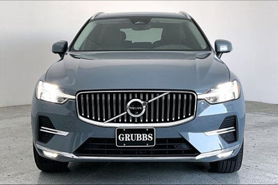 2023 Volvo XC60 B5 Plus Bright Theme