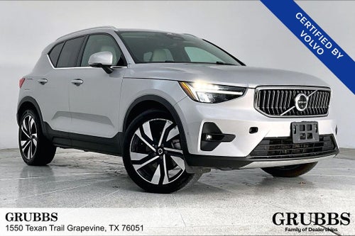 2023 Volvo XC40 B5 Plus Bright Theme