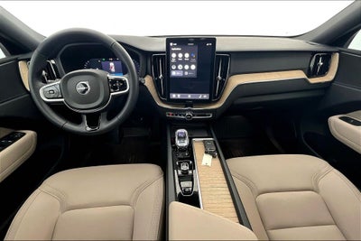 2026 Volvo XC60 B5 Plus